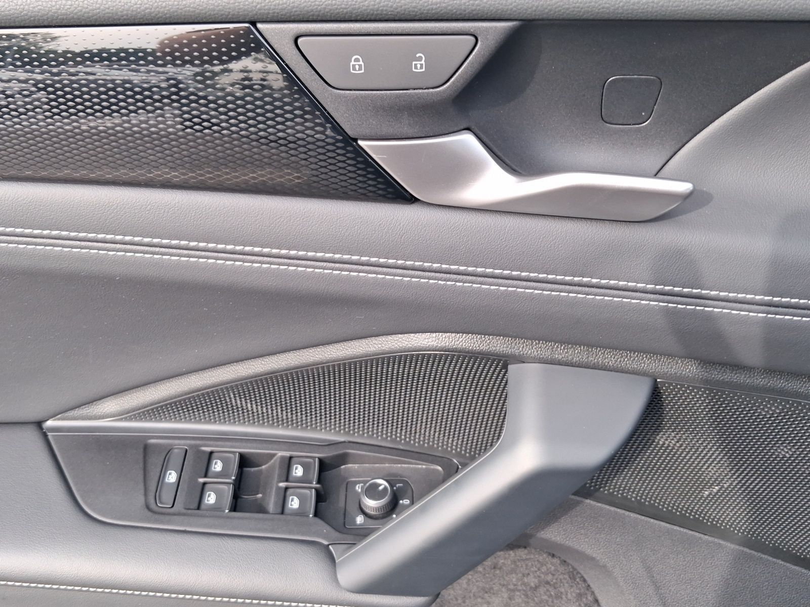 Volkswagen Tiguan 1.5 eTSI DSG GOAL LED NAVI KAMERA AHK foto 3