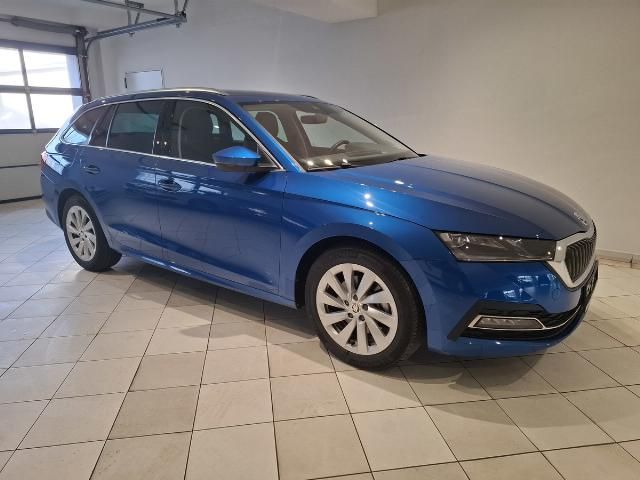 Skoda Octavia Combi 2.0 TDI DSG Standheizung AHK 