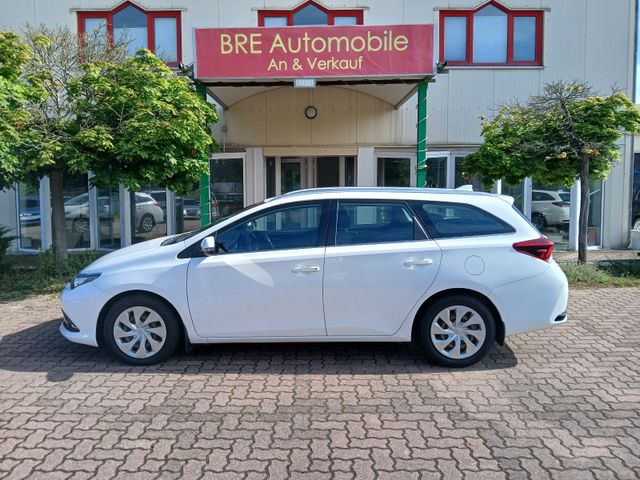 Toyota Auris Touring Sports Edition-S+