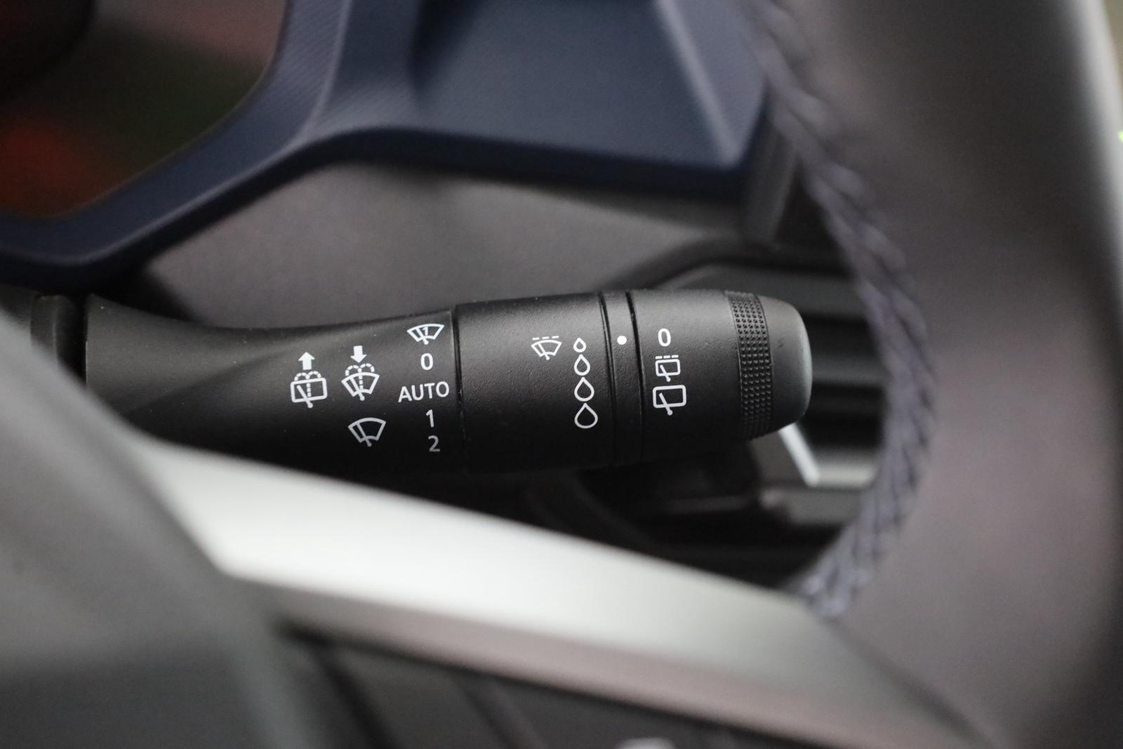 Dacia Duster Journey mHev 140 Aut. LED Navi Kamera
