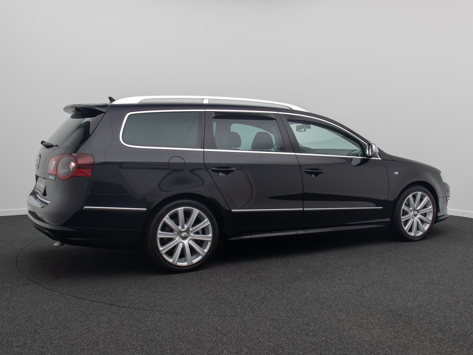 Fahrzeugabbildung Volkswagen Passat V6 FSI R-Line Edition Plus 4Motion AHK. K