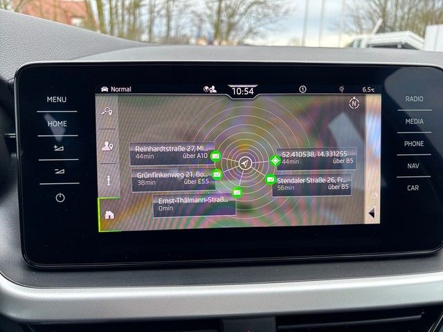 Fahrzeugabbildung SKODA Scala 1.5TSI DSG Selection +NAVI+RFK+SHZ+PDC+LED