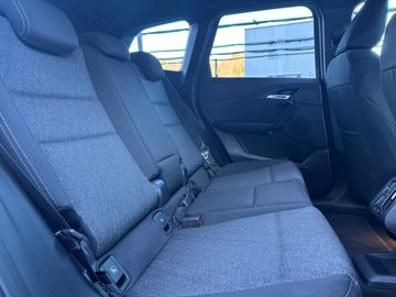 BMW iX1 xDrive30 Head-Up DAB LED RFK Komfortzg. Shz