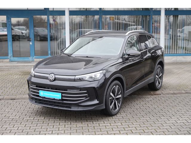 Tiguan 1.5 eTSI Elegance DSG *IQ.Light HD*DCC Pr
