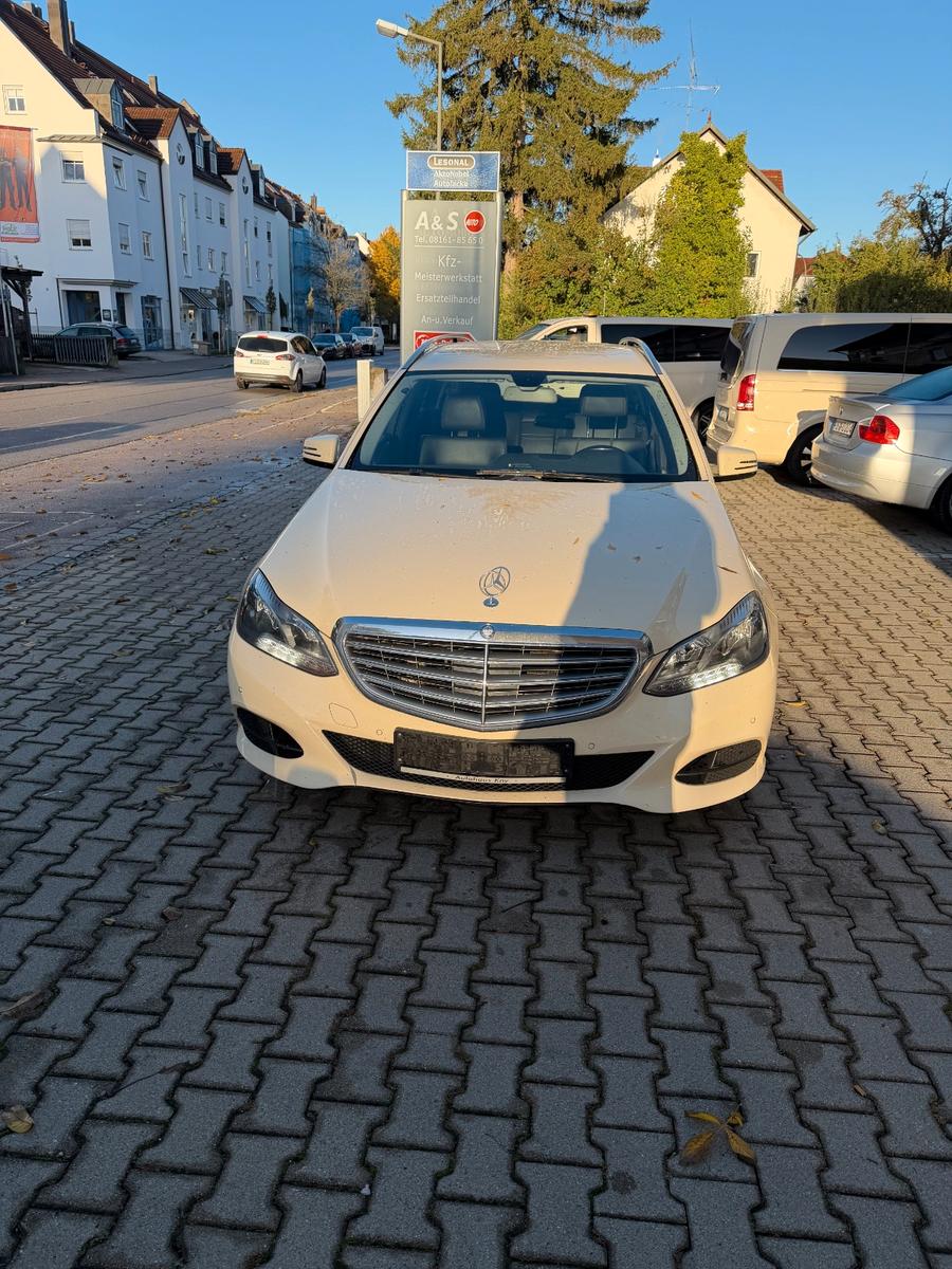 Mercedes-Benz E 220