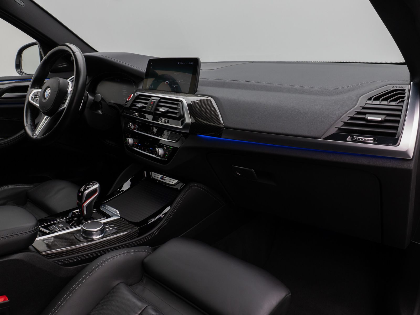 Fahrzeugabbildung BMW X4 M Panorama 360°HUD H/K TV DispKey