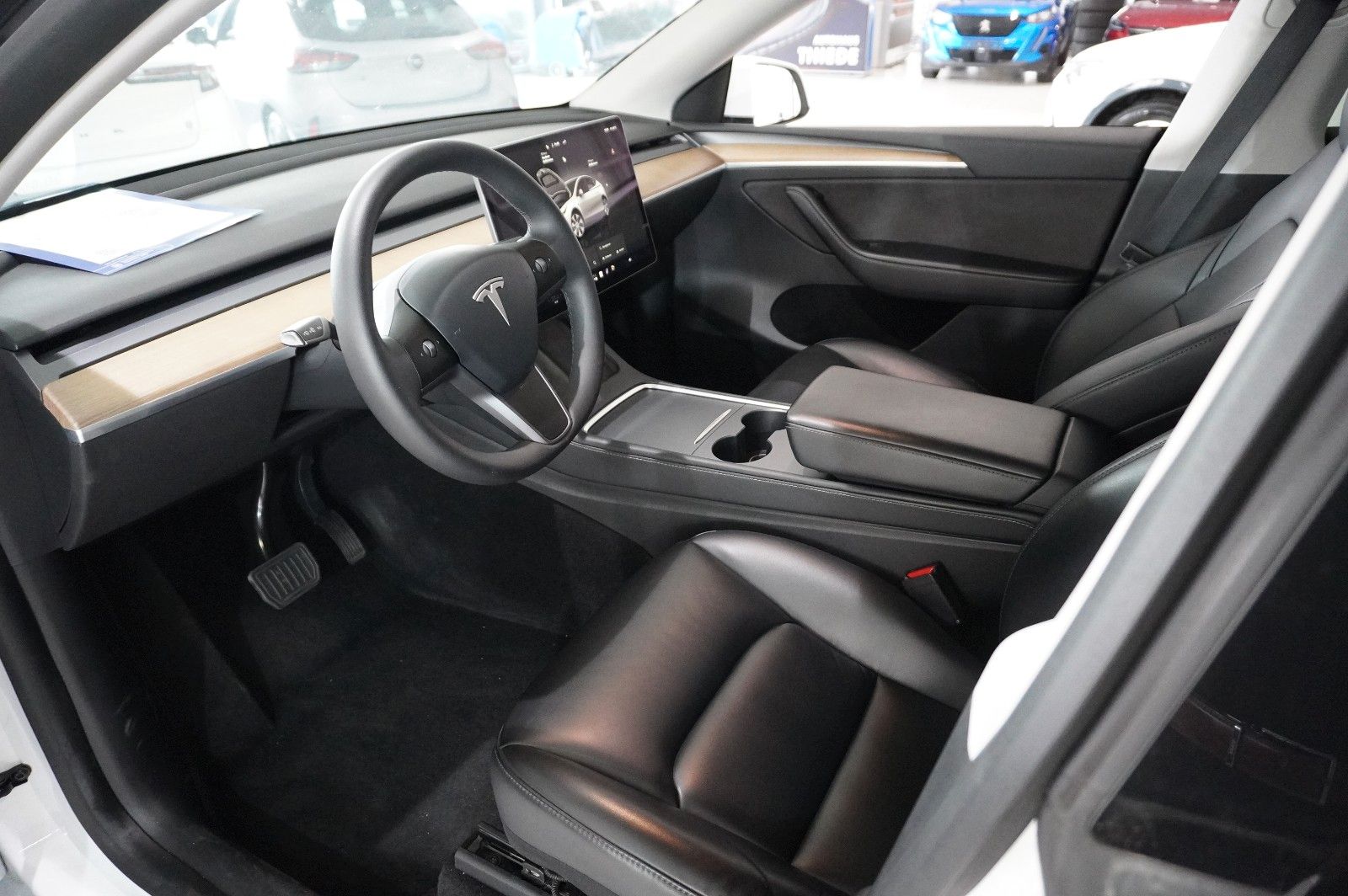 Tesla Model Y LONGRANGE DUAL-MOTOR NAVI LED KAMERA DAB foto 17