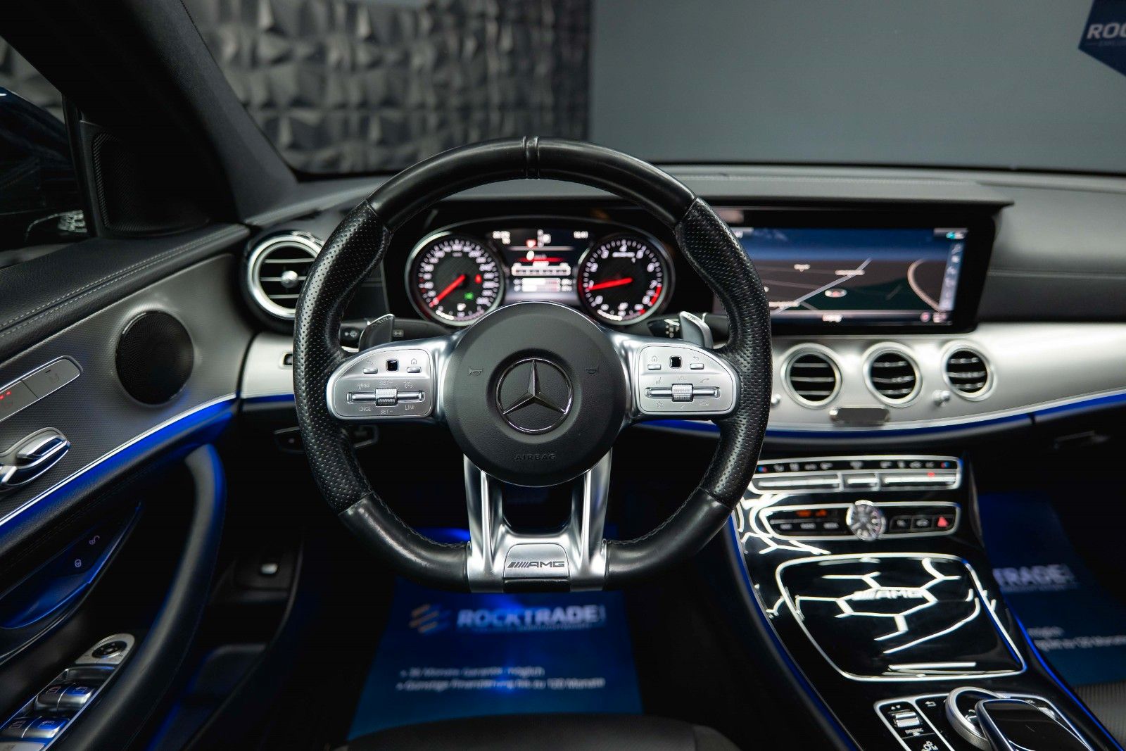 Fahrzeugabbildung Mercedes-Benz E 63 AMG 4Matic+ Night-Paket Drivers Package LED