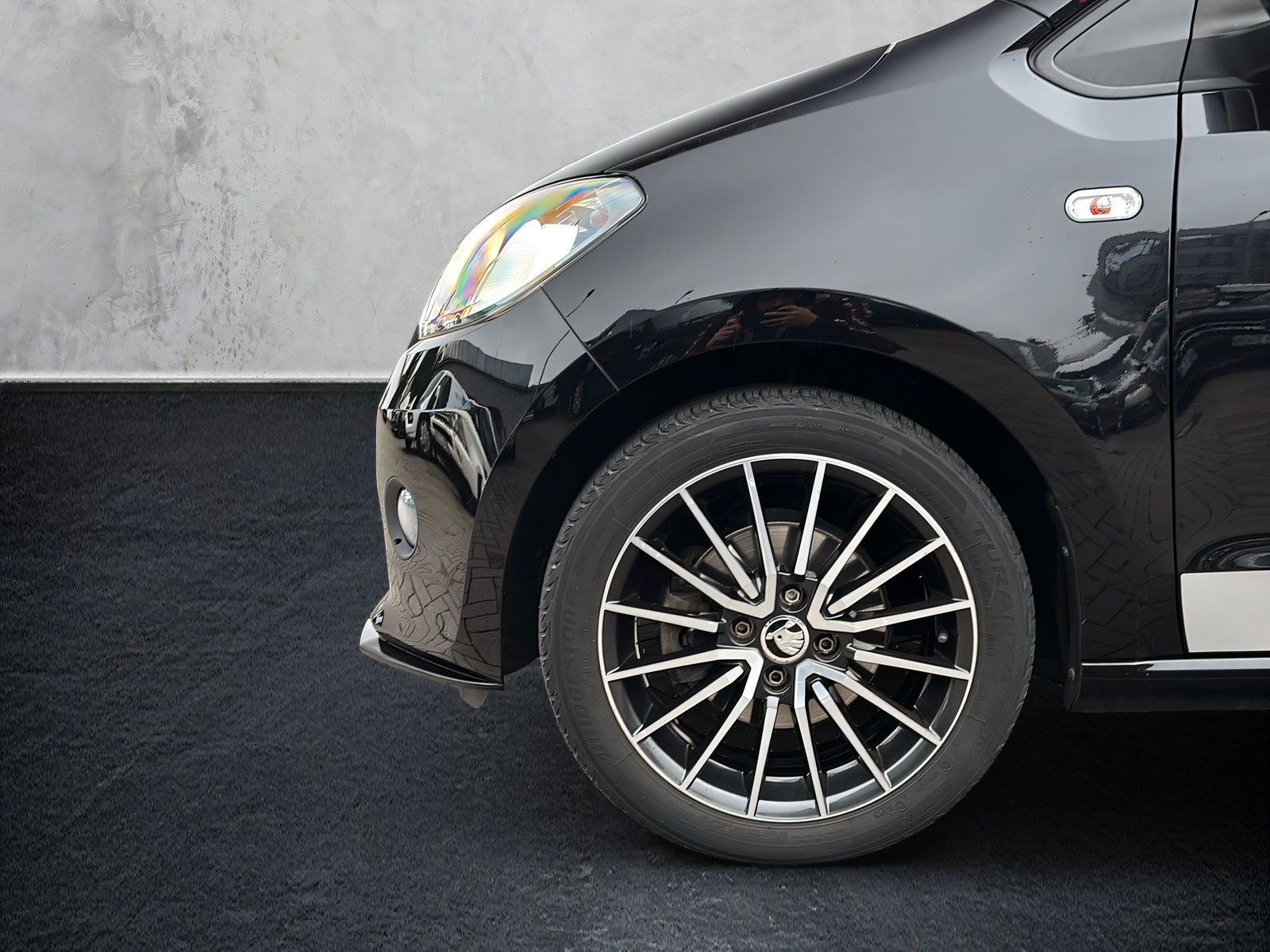 Fahrzeugabbildung SKODA Citigo Monte Carlo 1.0 MPI DAB SITZHEIZUNG KLIMA