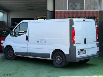 Renault Trafic - 4