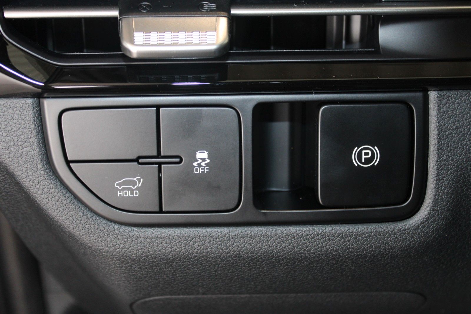 Fahrzeugabbildung Kia Sportage 1.6 T-GDI DCT Automatik Black Edition