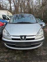 Peugeot 807. 2.0 - Peugeot 807 aus 2005