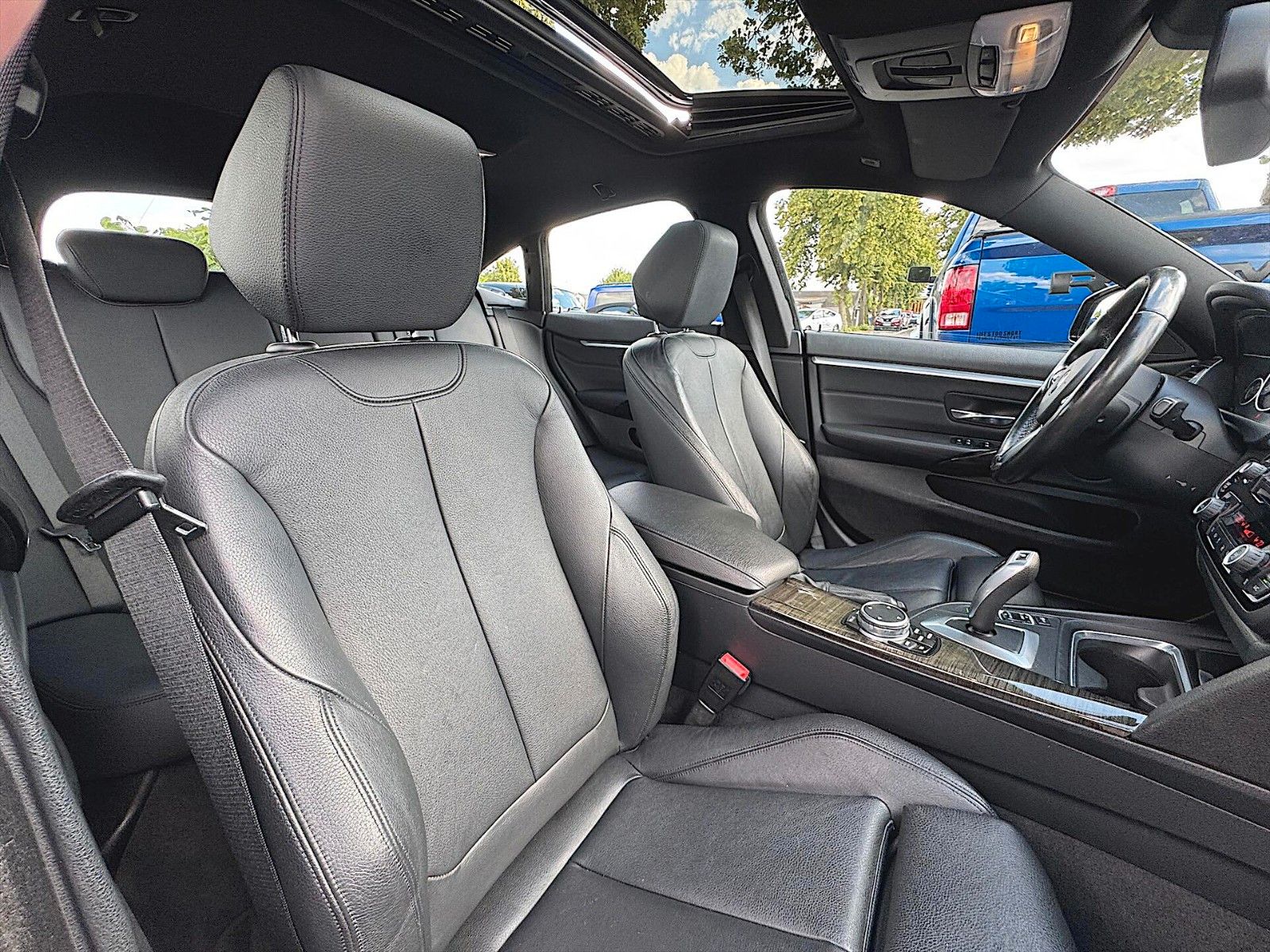 Fahrzeugabbildung BMW 428i xDrive Gran Coupé M Sport Shadow *Bi-Xenon*