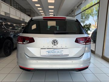 Volkswagen Passat - 8