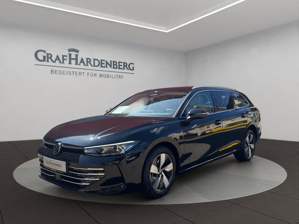 VW Passat Elegance 4Motion TDI DSG AreaView AHK DCC
