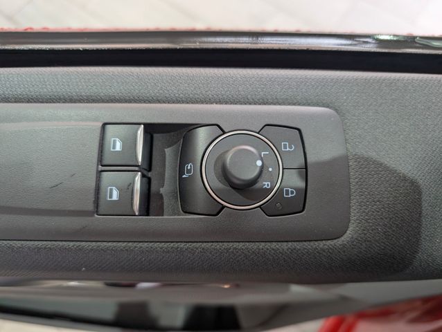 Ford Tourneo Custom Tit. 2.0 L1 NEUES MODELL