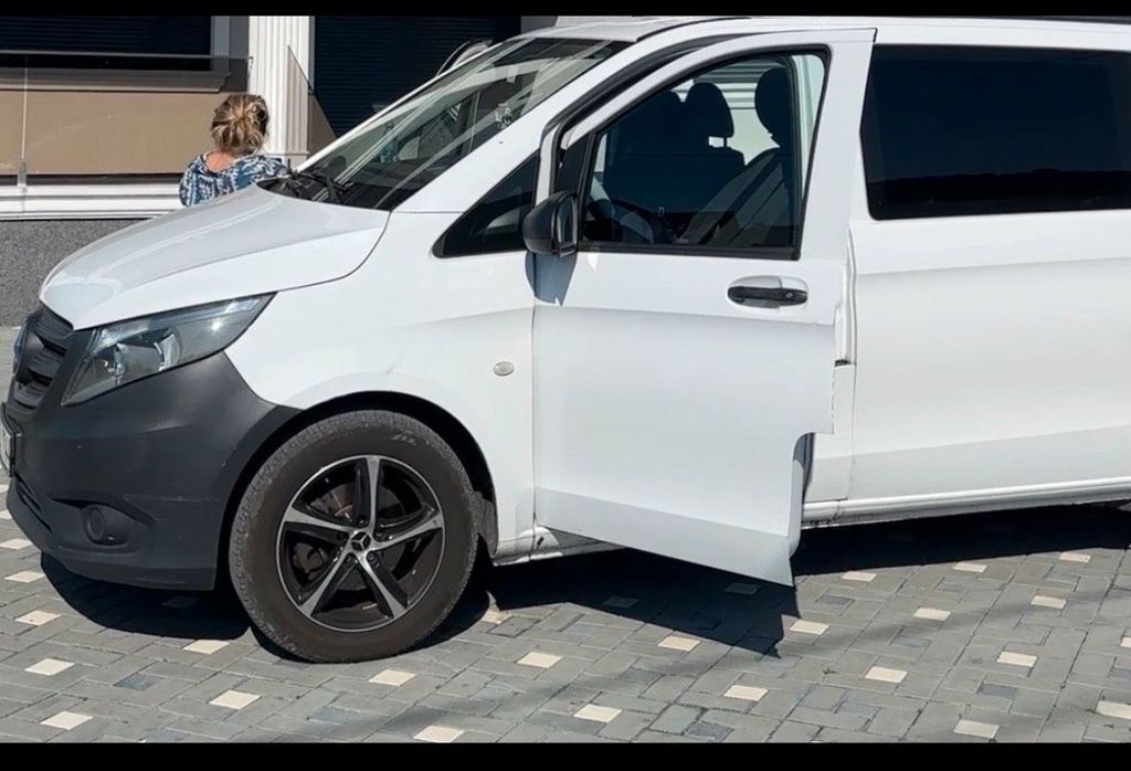 Image of Mercedes-Benz Vito