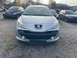 Peugeot 207 Premium 95 VTi - Peugeot 207 mit Benzin-Antrieb: Limousine, Vti 95