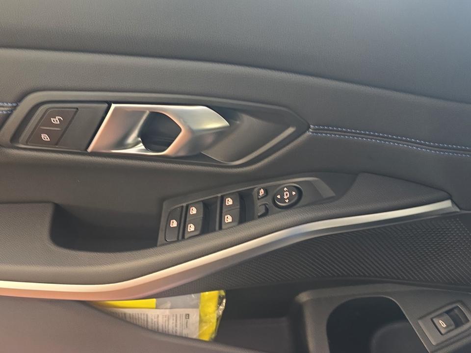 BMW 330i xDrive Touring M Sport