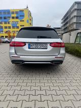 Mercedes-Benz E 400 4MATIC T AMG Line Autom. AMG Line - Mercedes-Benz E 400 von privat