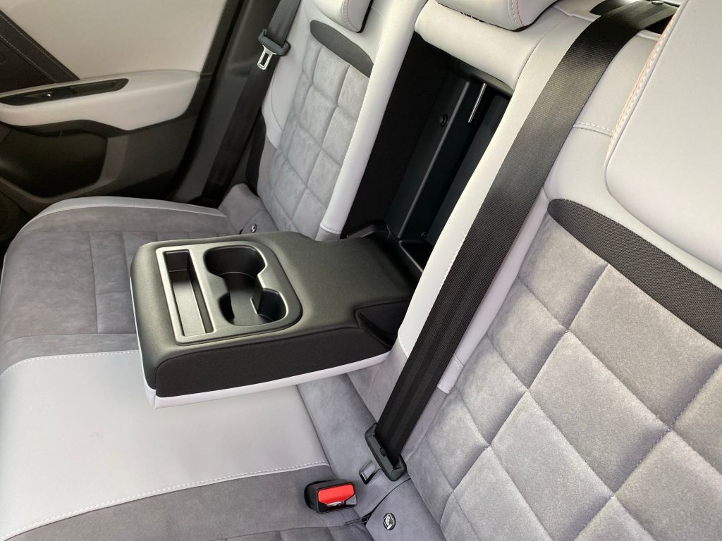 Fahrzeugabbildung Citroën C4 PureTech 130 *Automatik* MAX *beh. Frontsch*