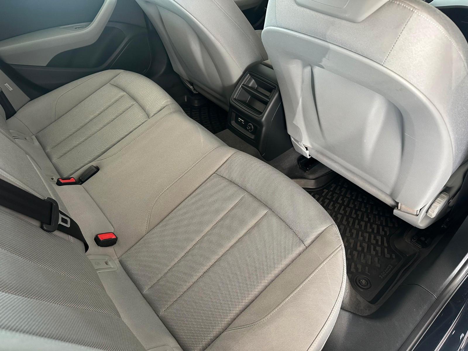 Audi A4 Avant*AHK*SHZ*NAVI*KLIMA*RDS*Standheizung*