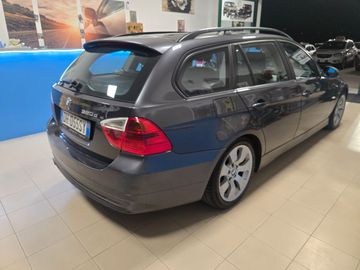 BMW 320 - 11