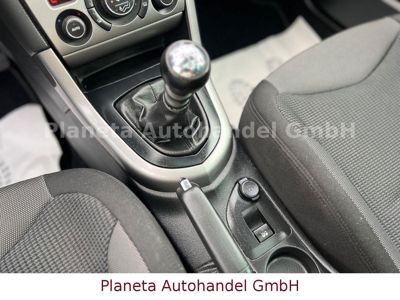 Peugeot 308 2011 — photo 20