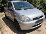 Toyota Yaris Benzin - gebrauchte Toyota Yaris aus dem Jahr 2000