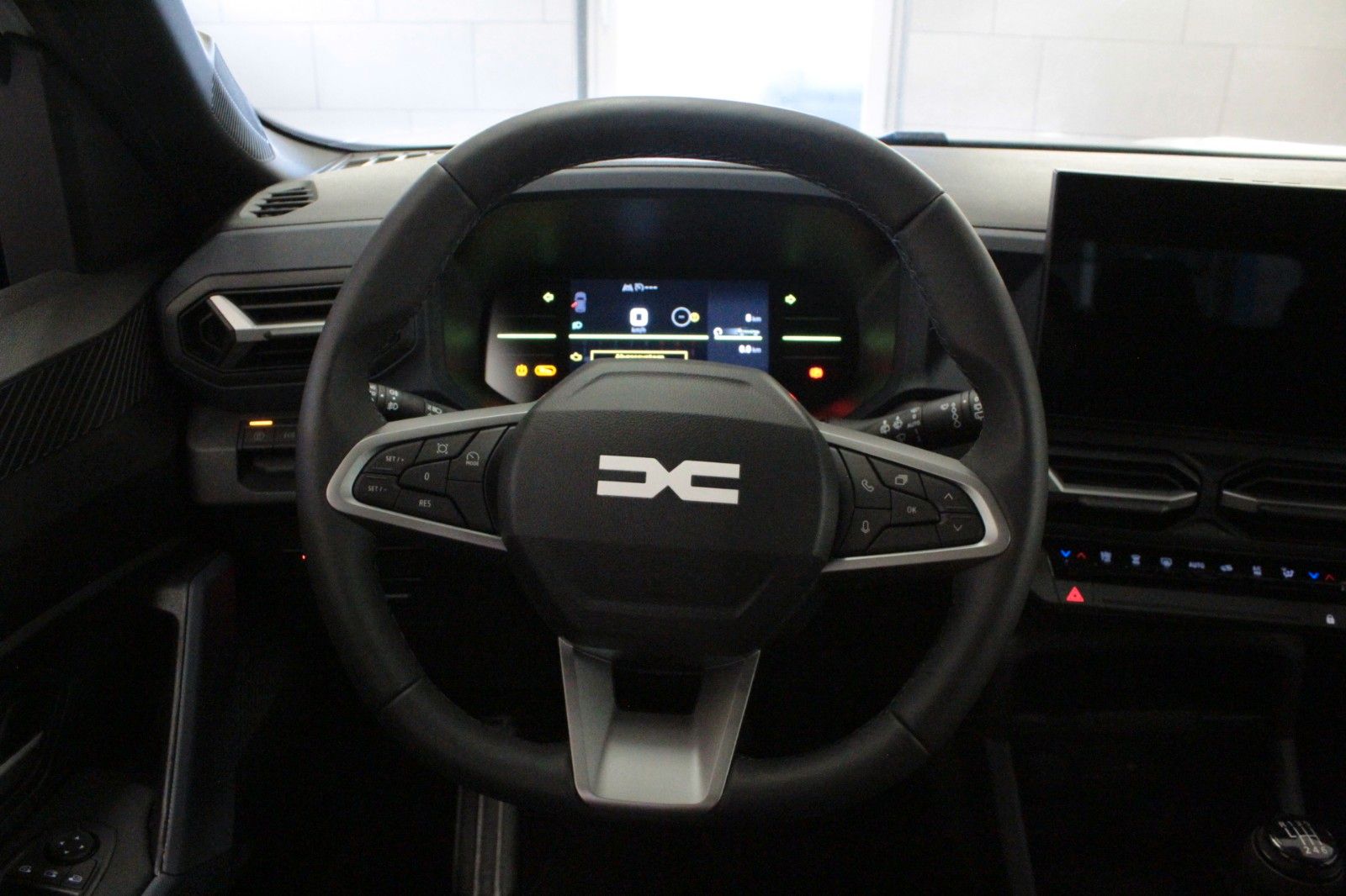 Fahrzeugabbildung Dacia Bigster hybrid 140 Expression   Winterpak.*City