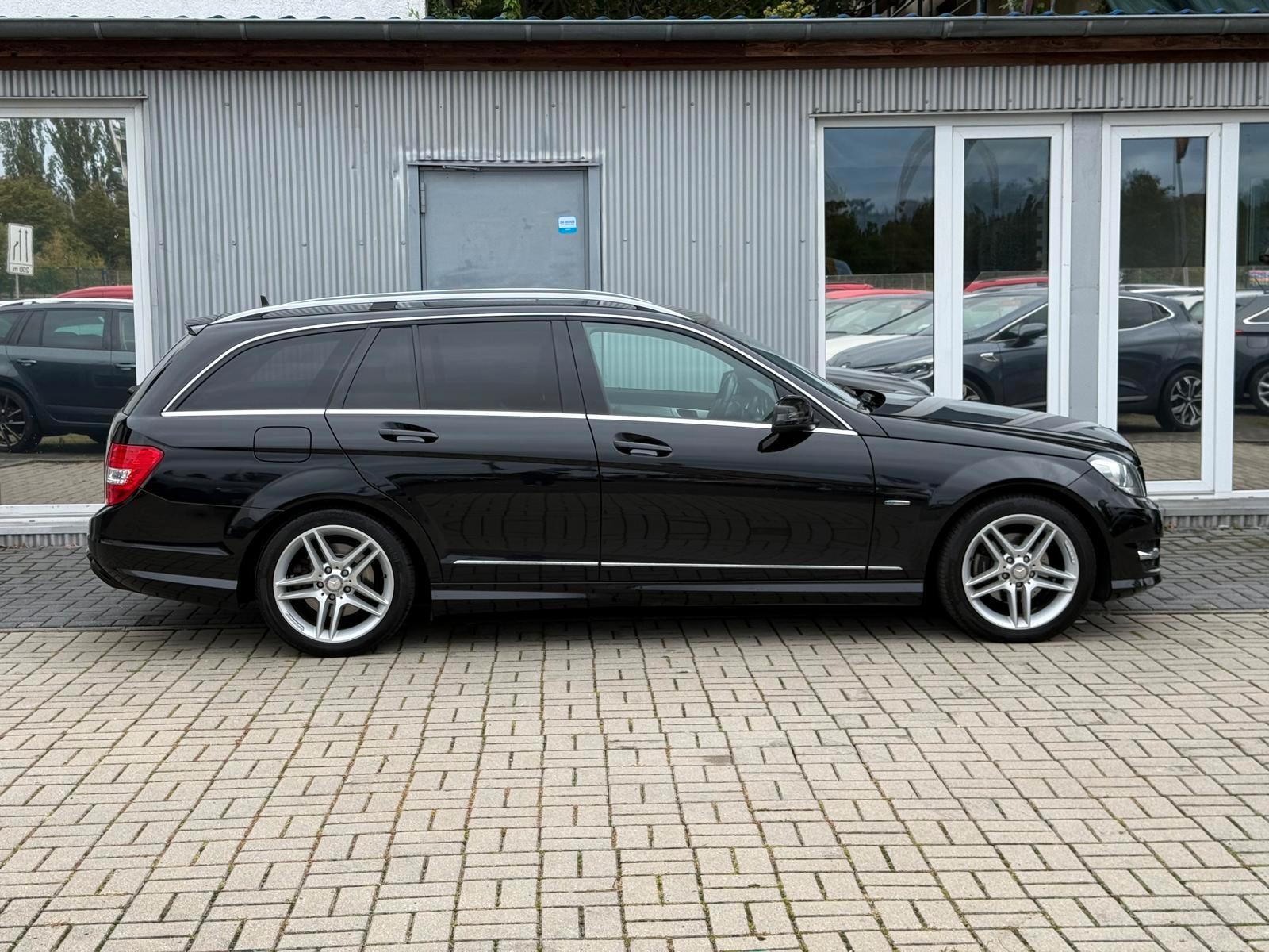 Mercedes-Benz C 200 T Automatik AMG Paket+Navi+Xenon+2.Hand