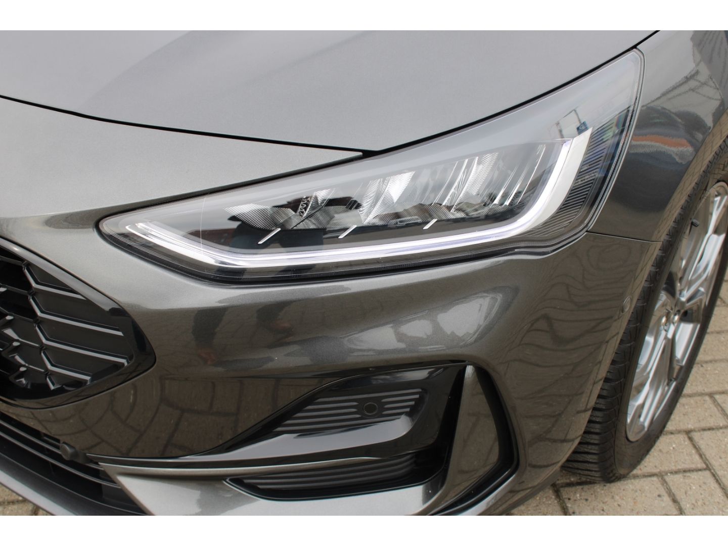 FORD Focus ST-Line X 1.0 EcoBoost ACC LED B&O TWA RFK - Image 26
