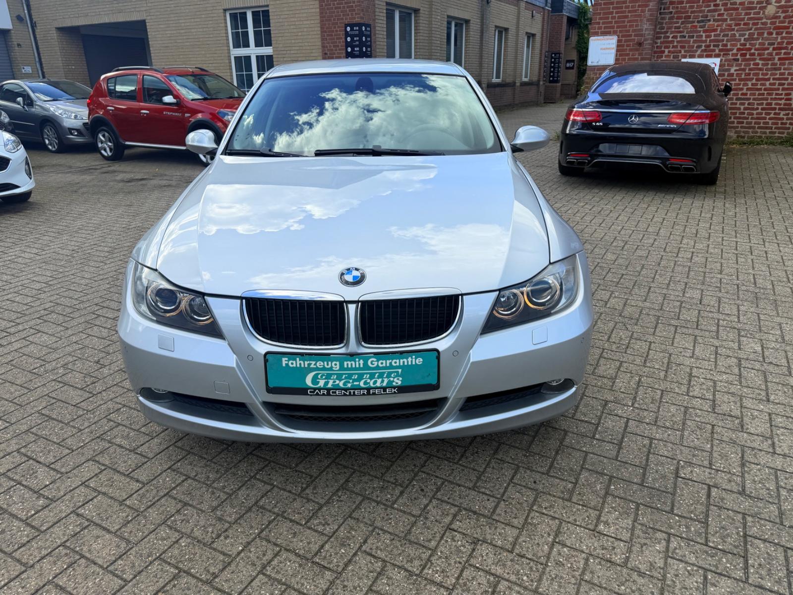 BMW 320 2008 — photo 8