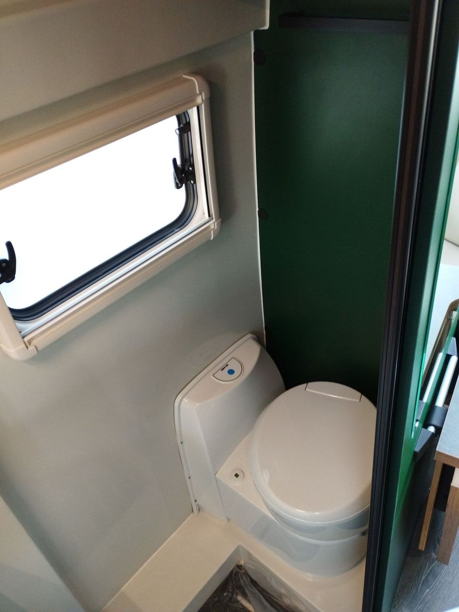 Fahrzeugabbildung Karmann Dexter DE 600