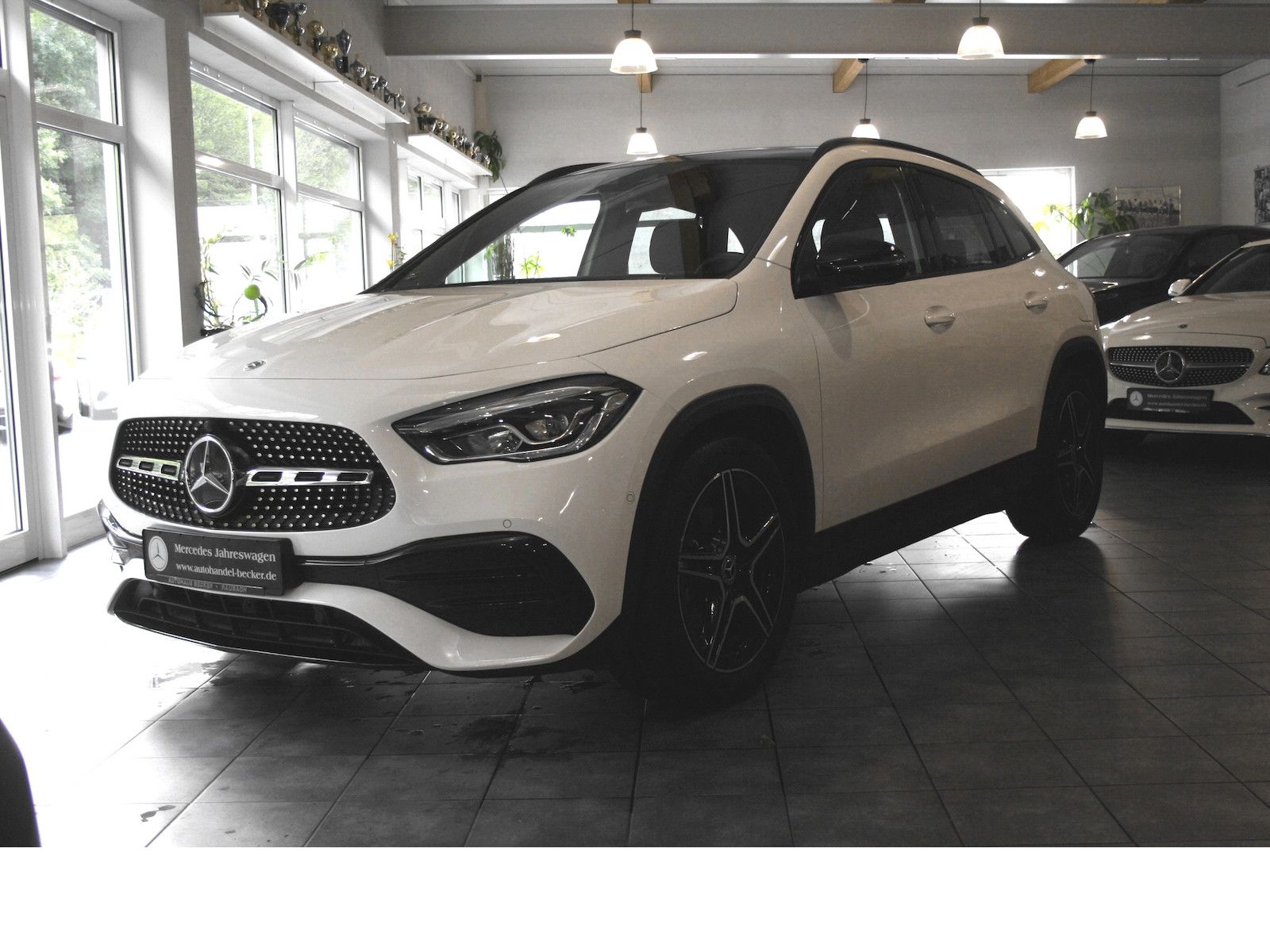 Fahrzeugabbildung Mercedes-Benz GLA 200 AMG *Night*Leder*MBUX*LED *Panoramadach