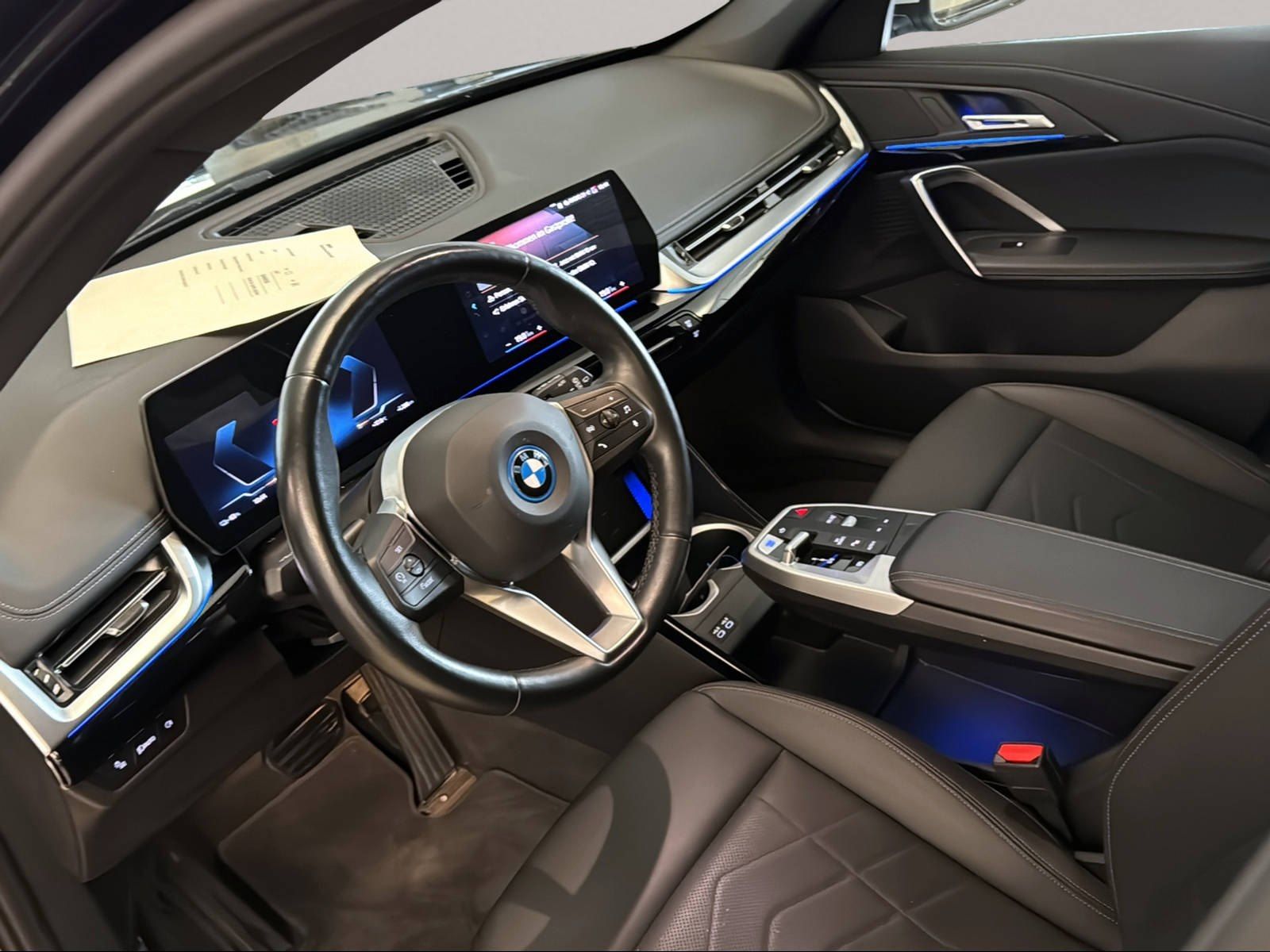 BMW iX1 xDrive30 Kamera LED Sitzheizung foto 5