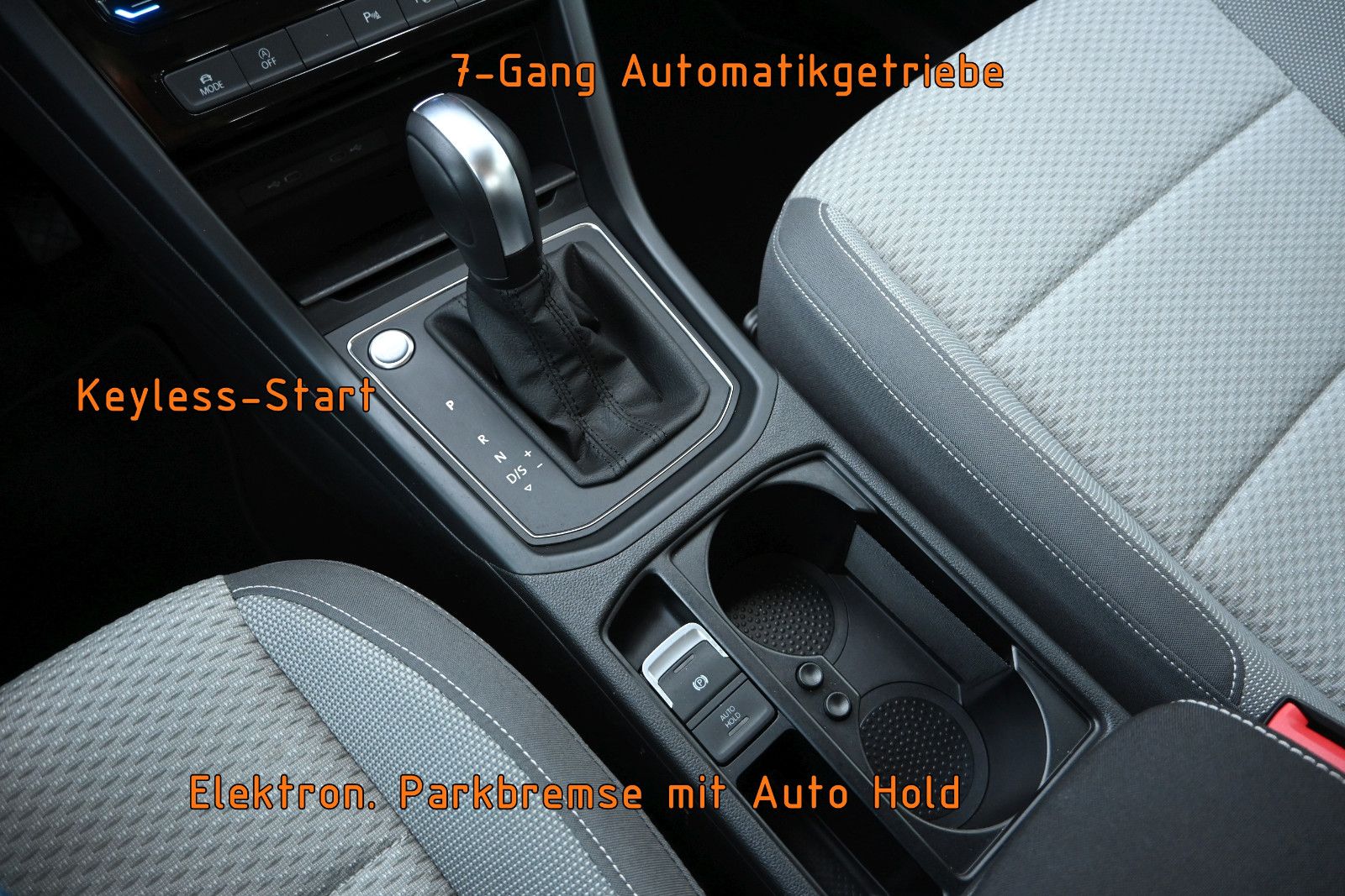 Fahrzeugabbildung Volkswagen Touran 2.0 TDI DSG °ACC°AHK°DYNAUDIO°7-SI°STHZ°