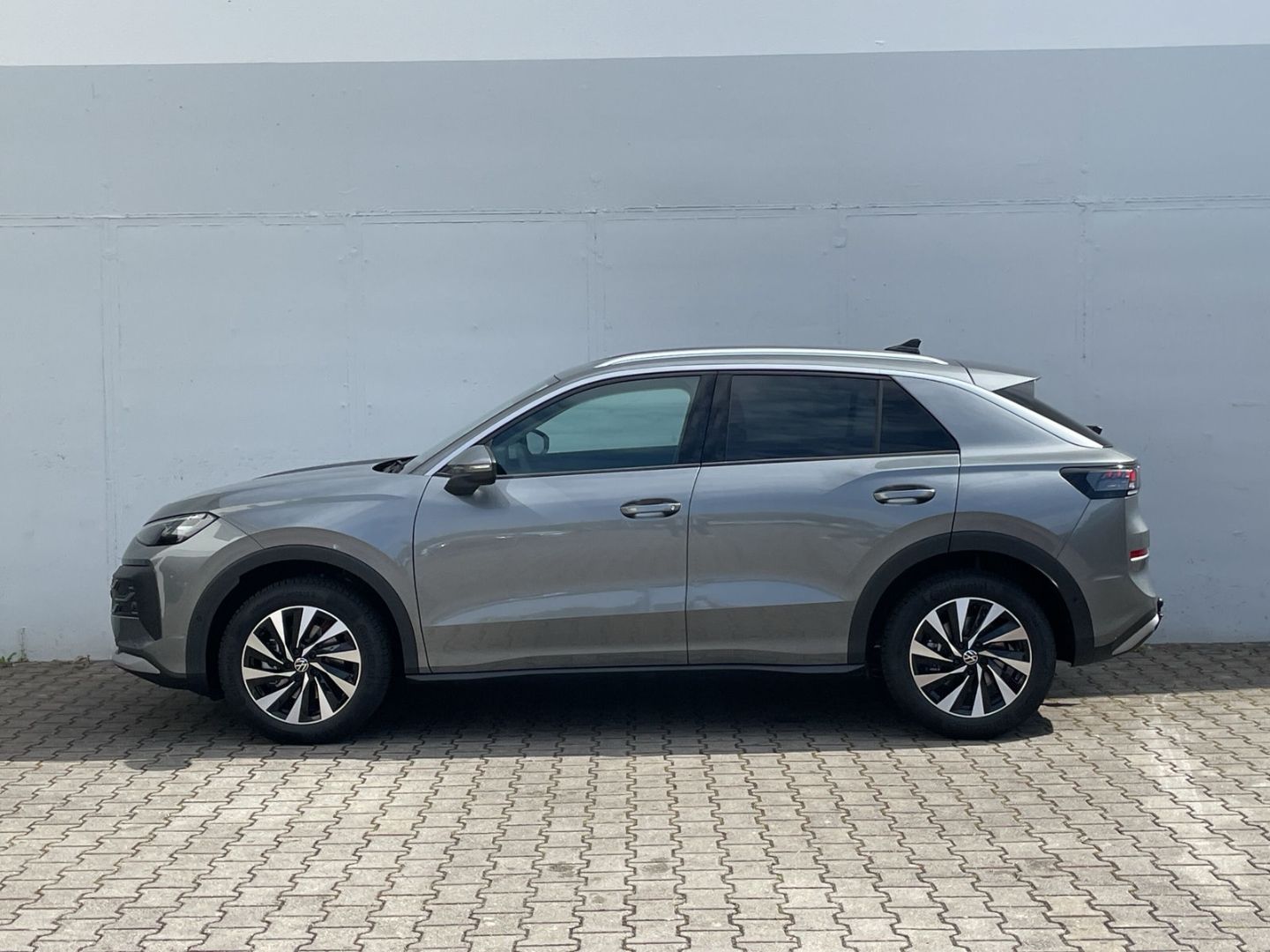 T-Roc Style 1.5 eTSI DSG AHK/Navi/Kamera/Keyless