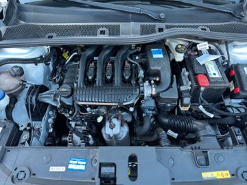 Opel Corsa 1.2 Klima Sitzheizung Tempomat LED