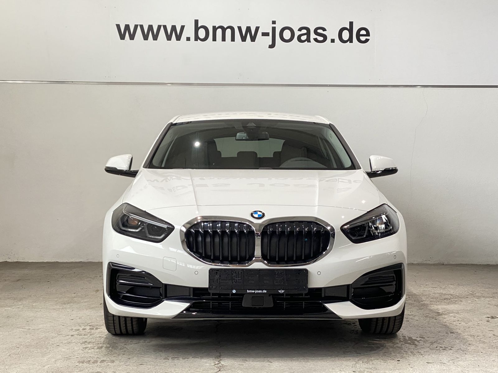 Fahrzeugabbildung BMW 118i Sport Line DAB LED WLAN Komfortzg.