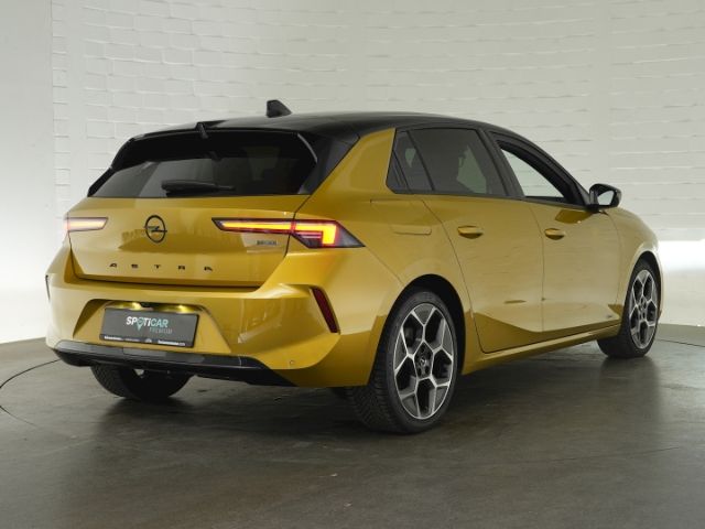Astra L LIM PHEV ULTIMATE PAKET AT+AHK+NAVI+360
