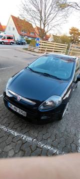 Fiat Punto 1.2 2011 Facelift 2. Hand - Fiat Punto Gebrauchtwagen in Hamburg