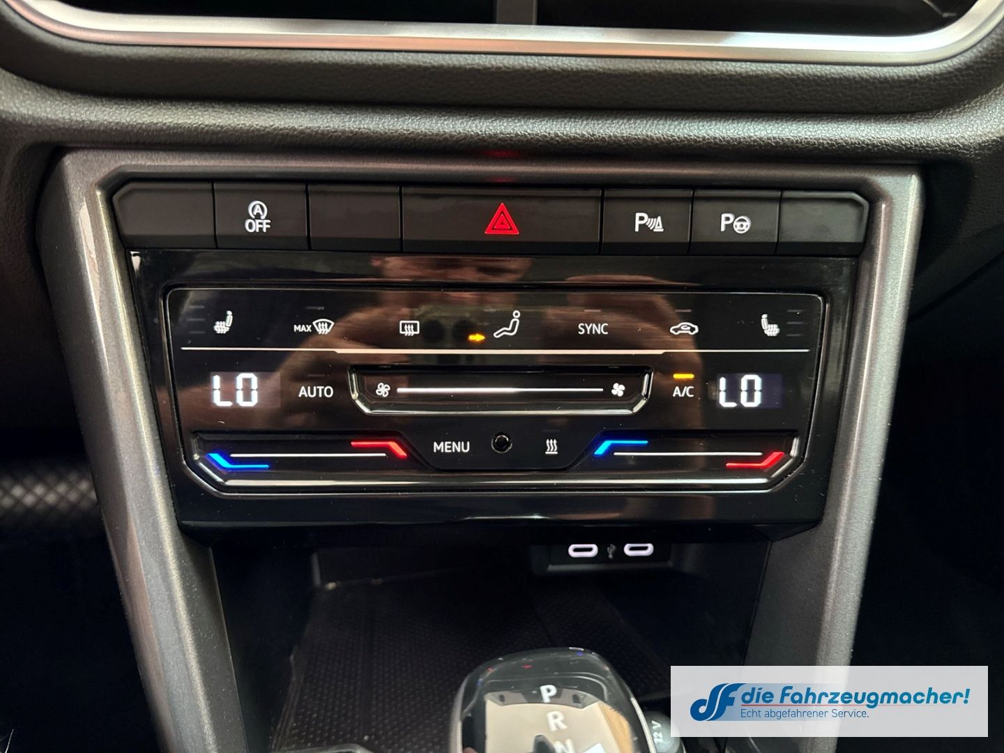 Fahrzeugabbildung Volkswagen T-Roc Style 2.0 TDI EU6d StandHZG Digitales Cock