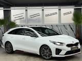 Kia ProCeed GT*PANORAMA*KIA GARANTIE BIS 07.2027* - Kia pro cee'd / ProCeed: Limousine