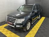 Mitsubishi Pajero 3.2 DI-D Edition 100 7 Sitzer+Xenon+DAB - gebrauchte Mitsubishi Pajero aus dem Jahr 2017