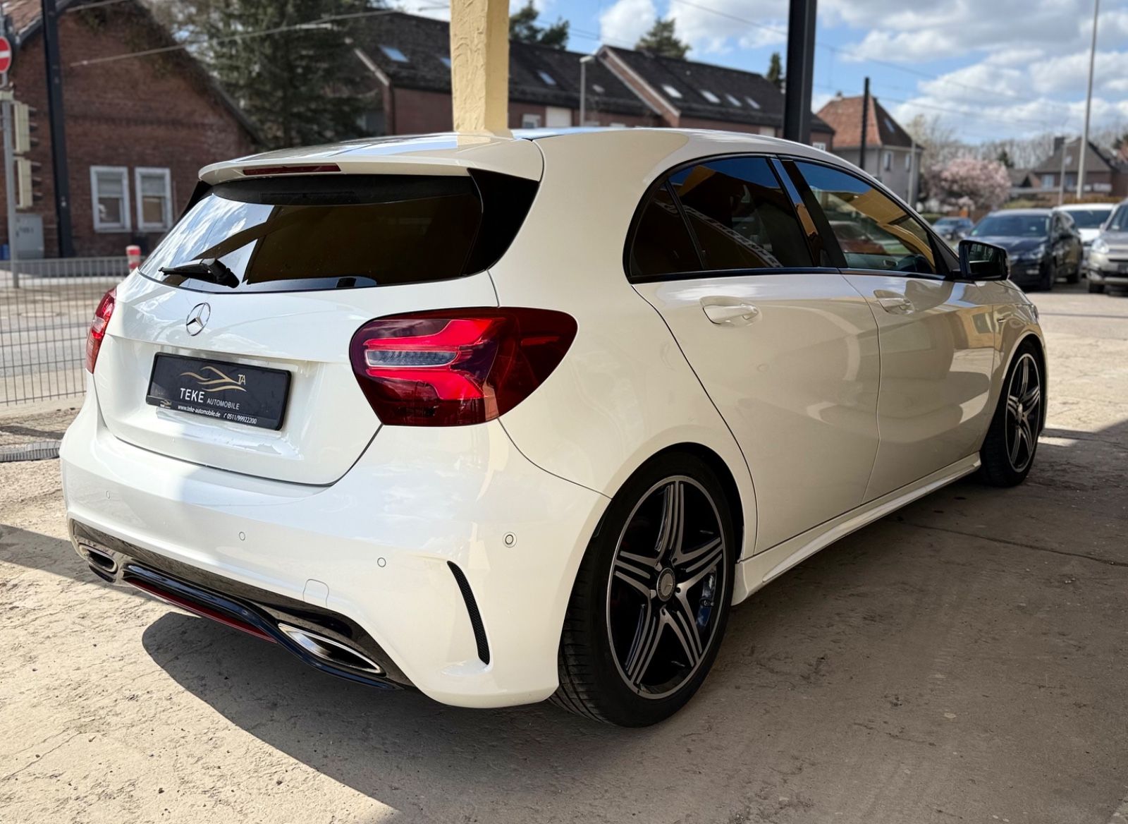 A250 Amg Sport Night|Navi|Led|218Ps