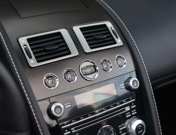 2012 Aston Martin DBS — миниатюра 42