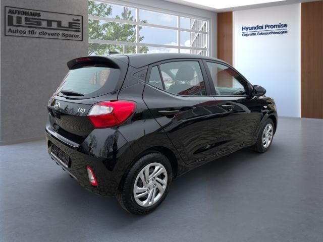 Fahrzeugabbildung Hyundai i10 Advanced 1.0 +KLIMA+SHZ+RFK+CARPLAY+TEMPOMAT