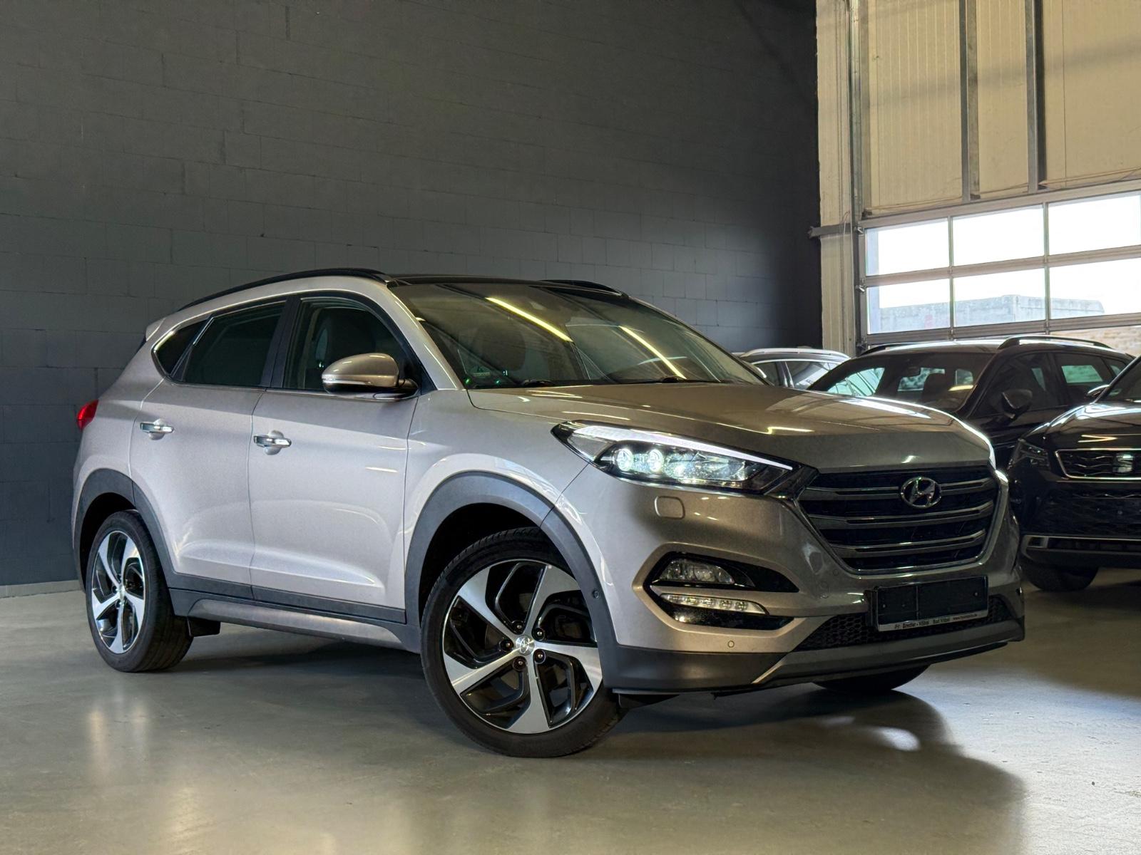 Hyundai Tucson Premium 4WD-KAMERA-PANO-NAVI-LANE-AHK