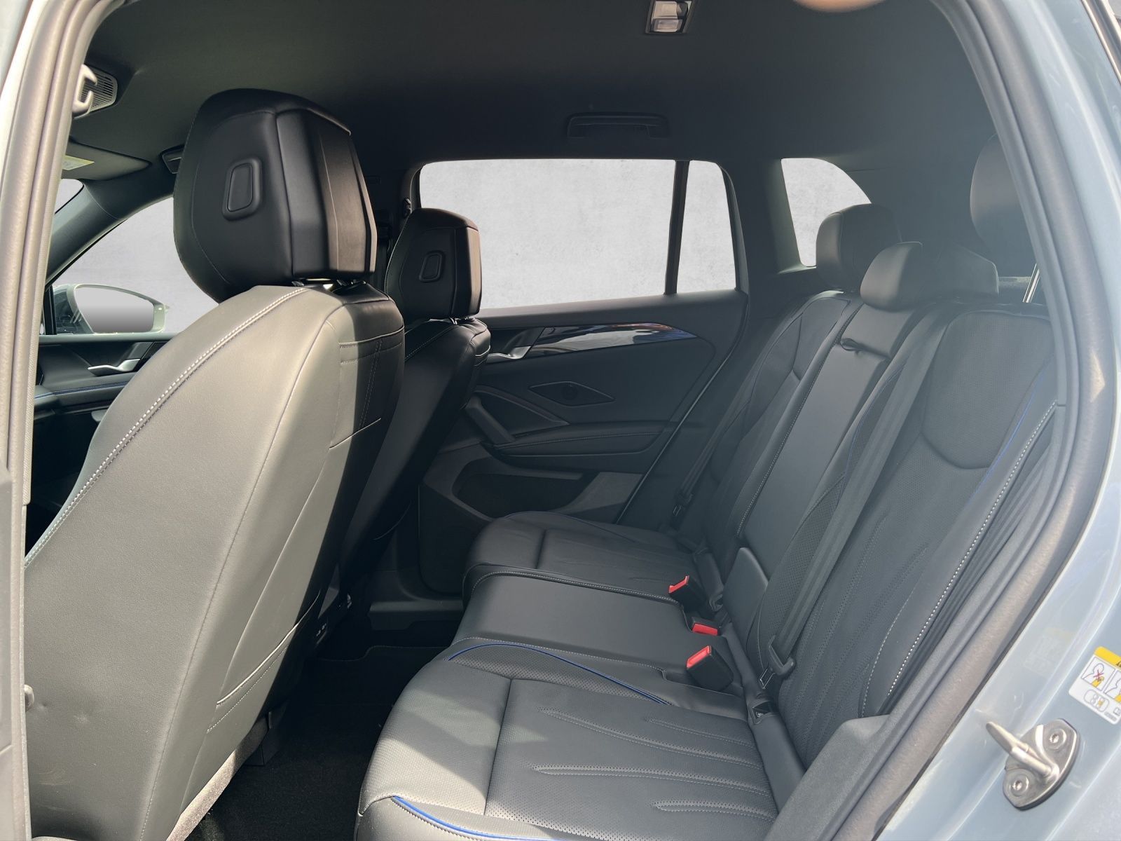 Tiguan R-Line 2.0 TSI DSG 4M AHK*ACC*Black Style